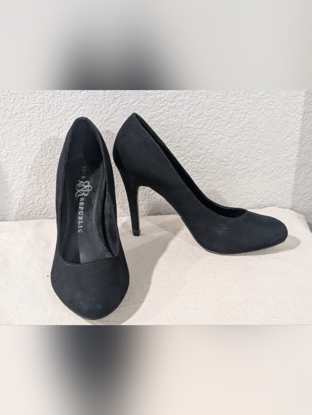 Rock Republic womens size 8 black faux suede stiletto pumps 4" heels party club